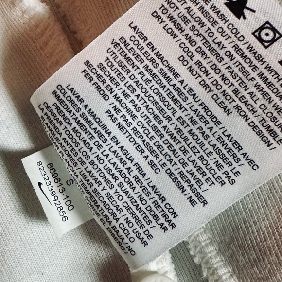 Nike Sportswear Tech Fleece Women's Full Zip Cape Hoodie - Size S - White - Picture 13 of 16